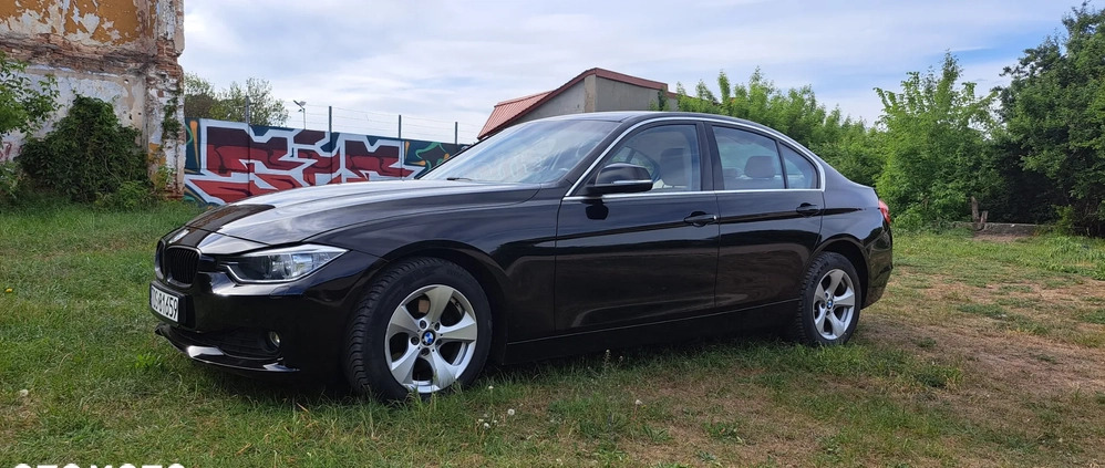 BMW Seria 3 cena 57000 przebieg: 195000, rok produkcji 2012 z Pińczów małe 154